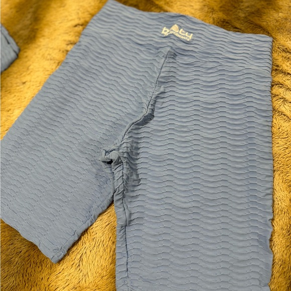ORIGINAL LUA shorts & pants bundle - Picture 2 of 7
